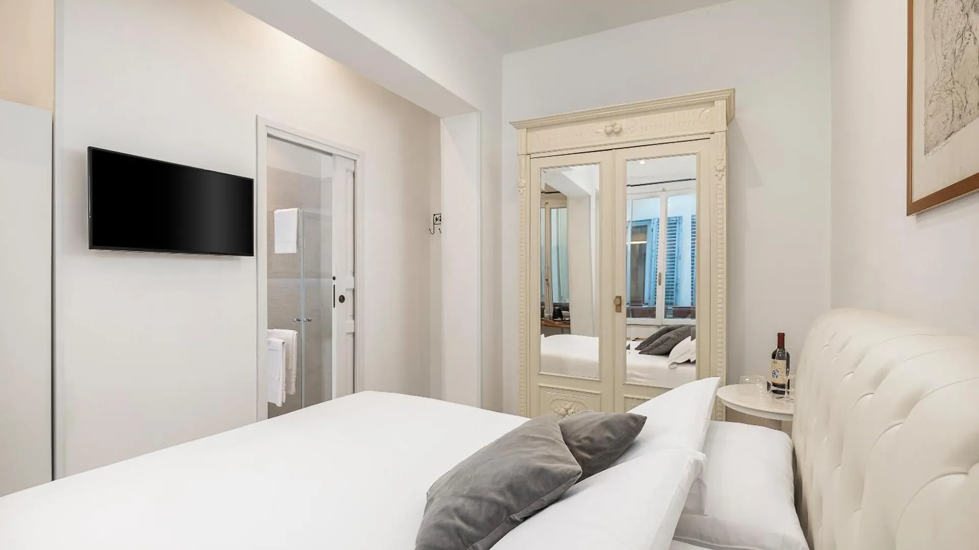 Roped Rooms Florence Italy