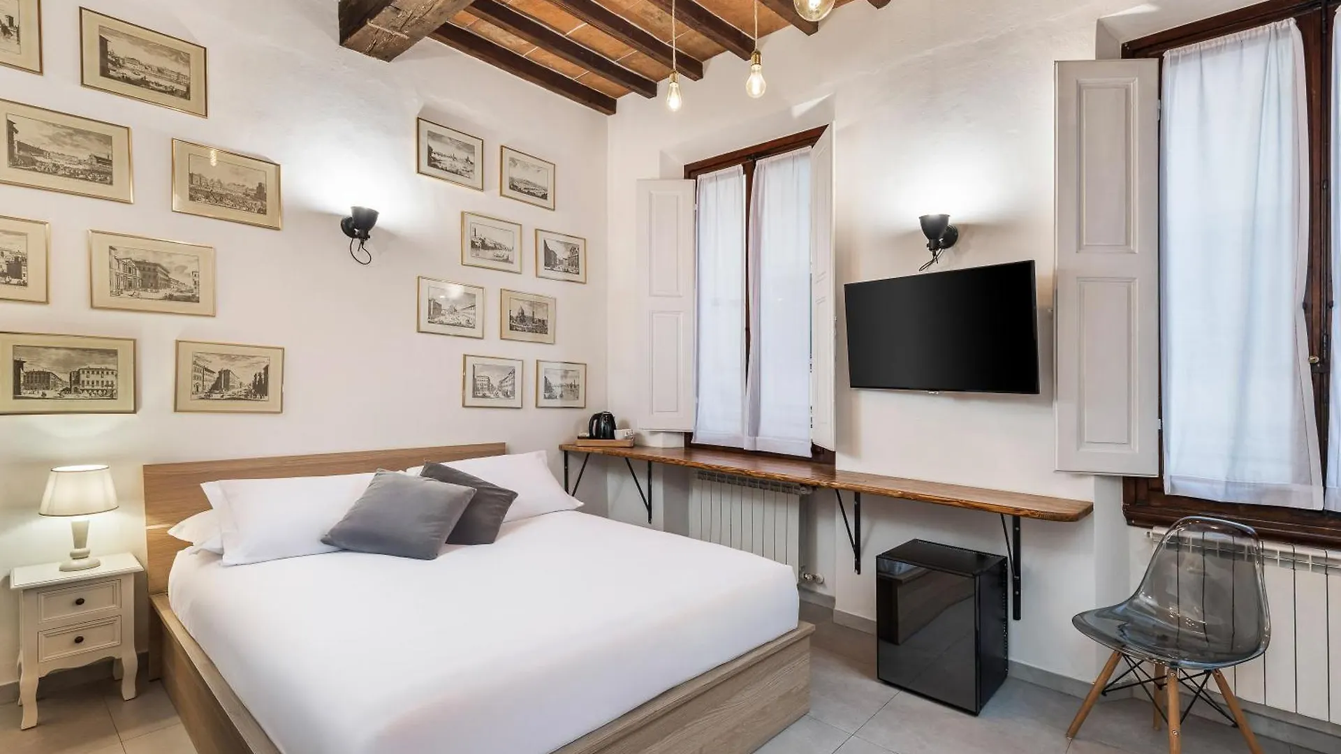 Roped Rooms Florence Italy