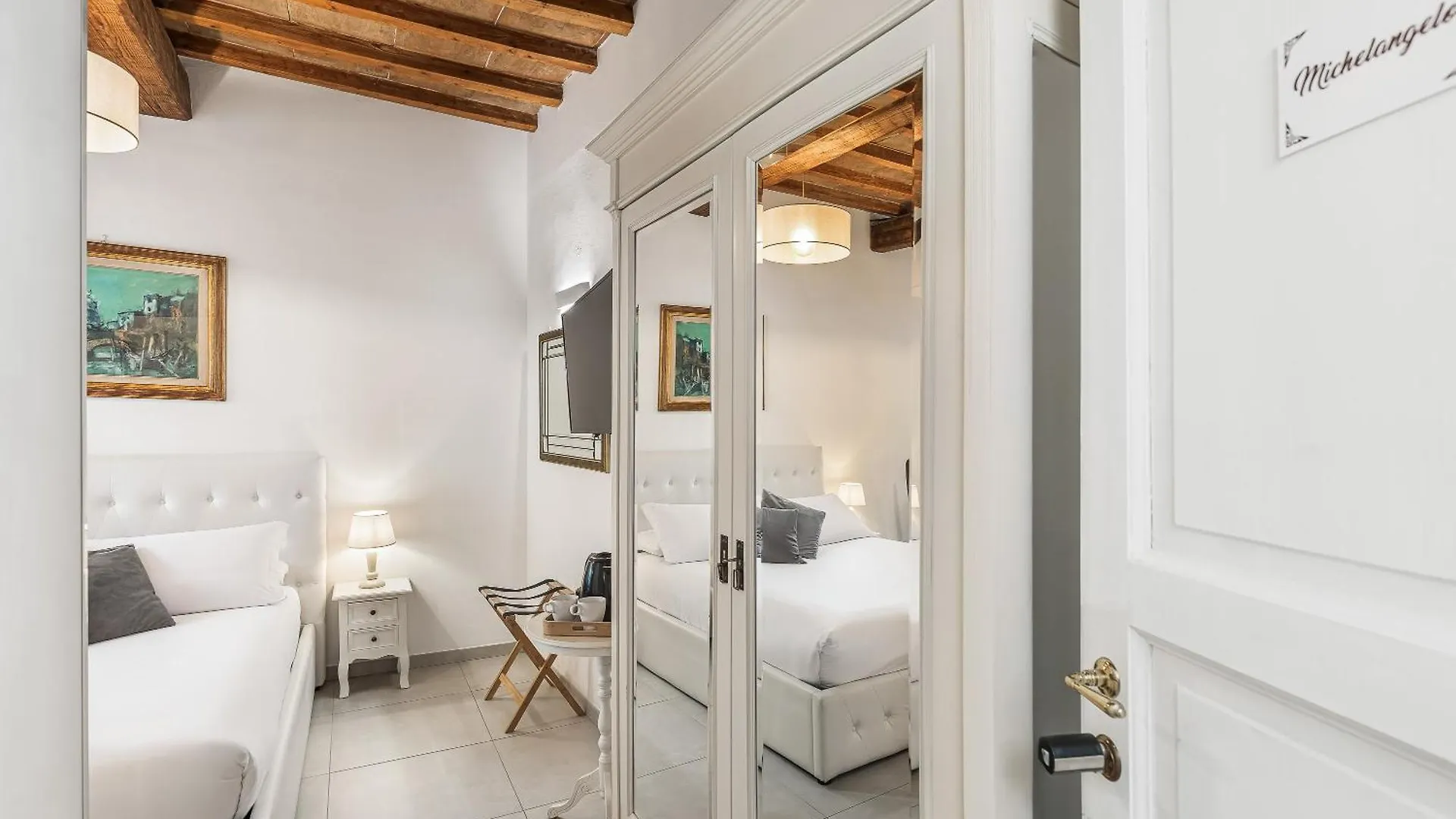 Roped Rooms Florence Guest house
